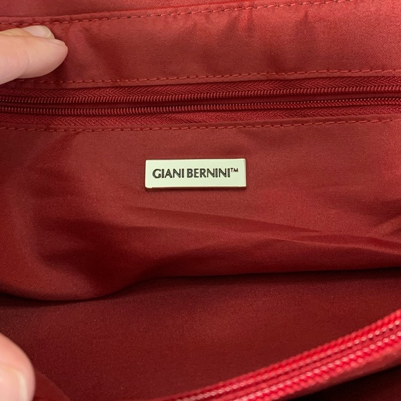 Giani Bernini Red Leather Purse - Picture 3 of 9